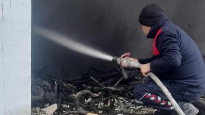 Tepehan Mahallesi’nde Samanlık Yangını Korkuttu