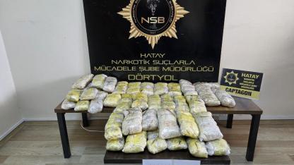 Tır’da 220.000 Adet Captagon Ele Geçirildi