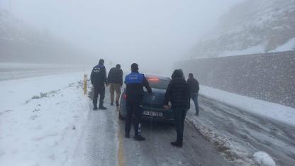 Yayladağı’nda Karla Mücadele Çalışmaları Aralıksız Sürüyor