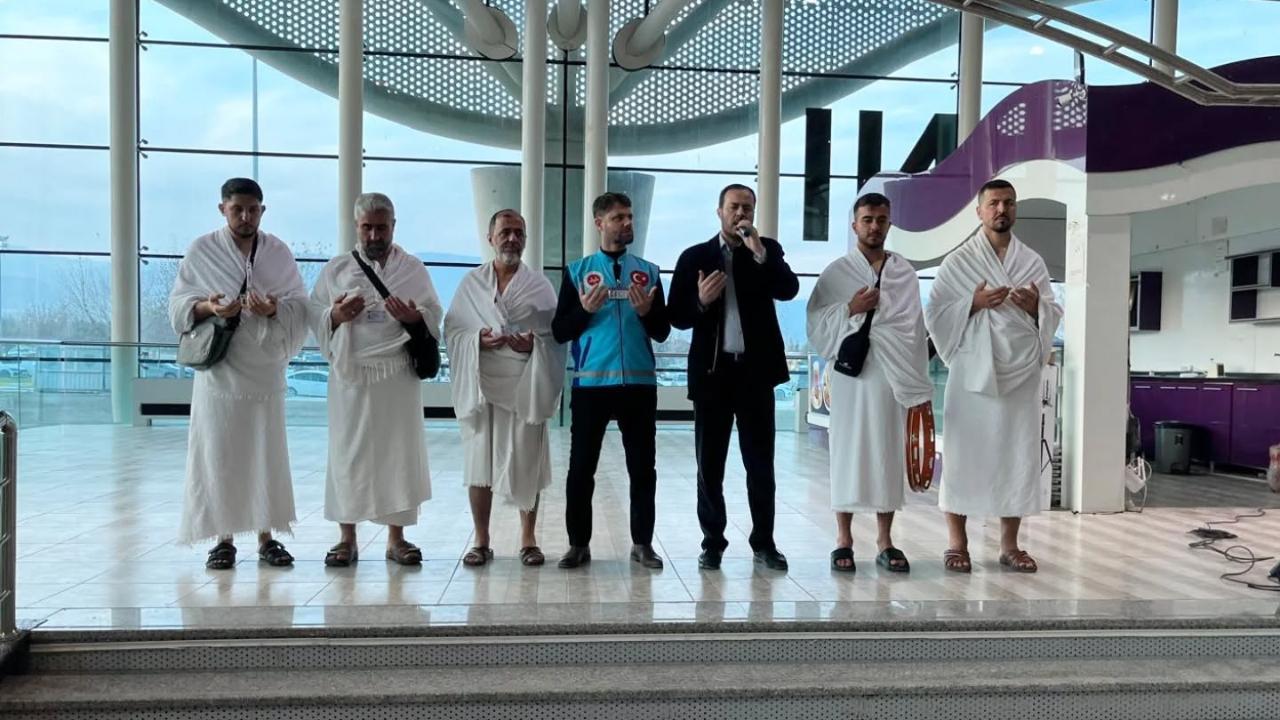 207 Umreci Dualarla Hicaz’a Uğurlandı