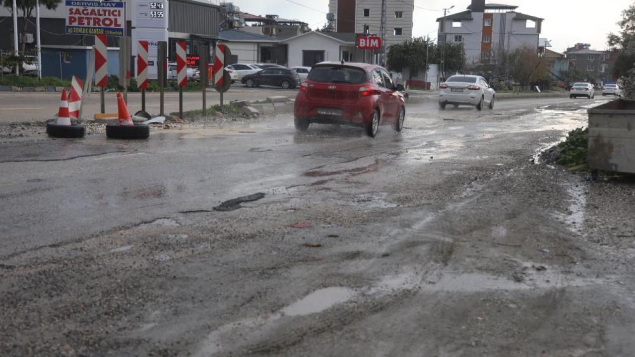 6 Aracın Lastikleri Zarar Gördü