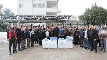 64 ÇİFTÇİYE HASAT SETİ DAĞITILDI