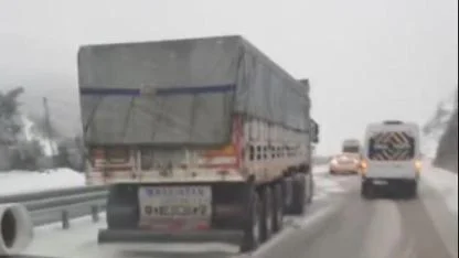 Antakya – Yayladağı Yolu Harbiye Çıkışında Ulaşım Zorlaştı