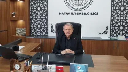 Bayrağa Uzanan El Kırılır