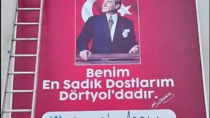 DÖRTYOL’DA İLK KURŞUN  PANOLARI YENİLENİYOR