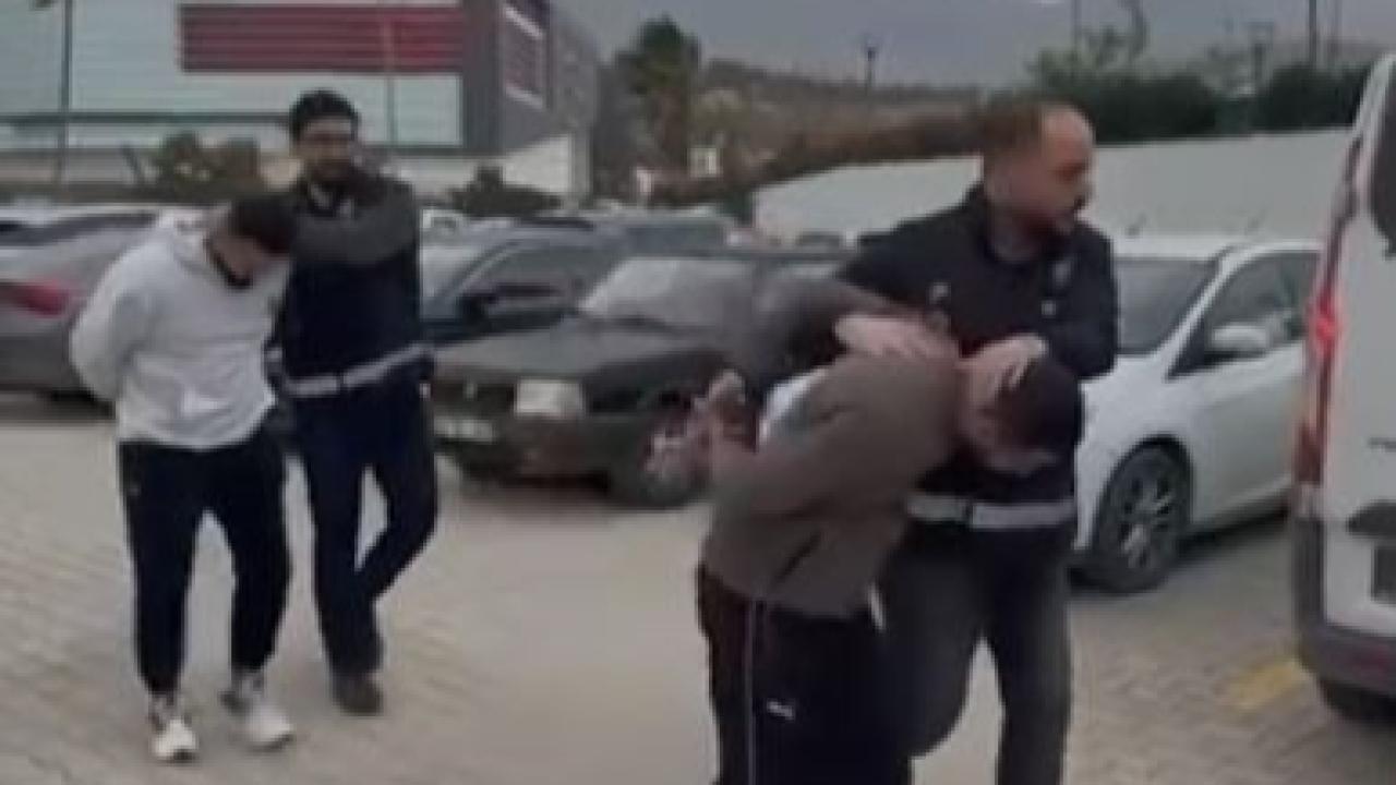 Farklı Suçlardan Aranan 2 Kişi Cezaevine Gönderildi