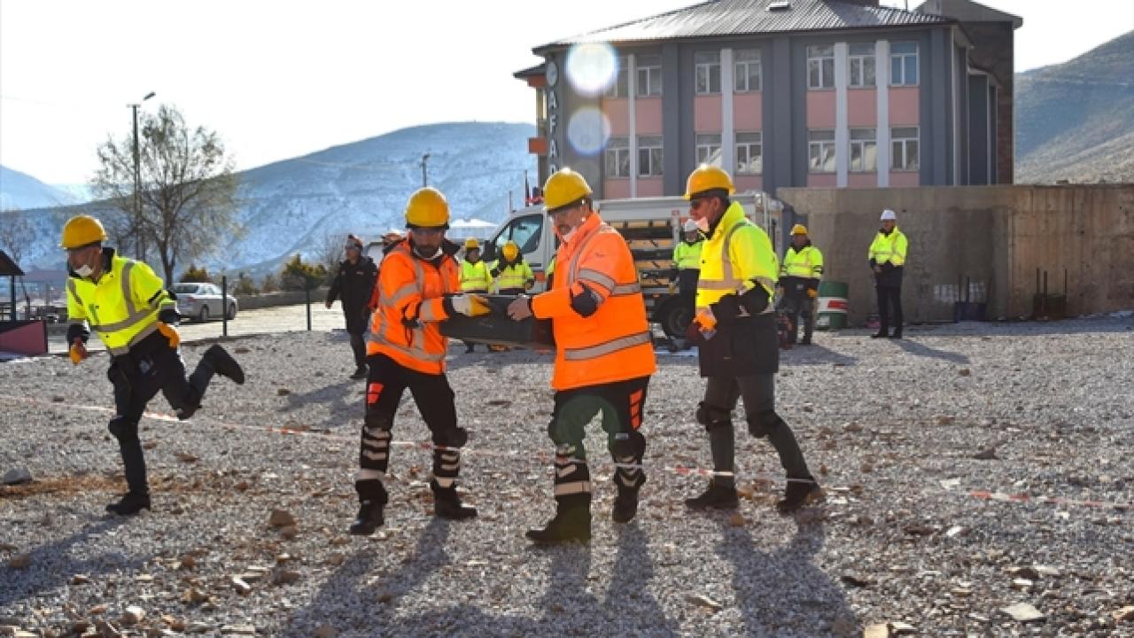 HATAY DEPREMİ 81 İLE DERS OLDU