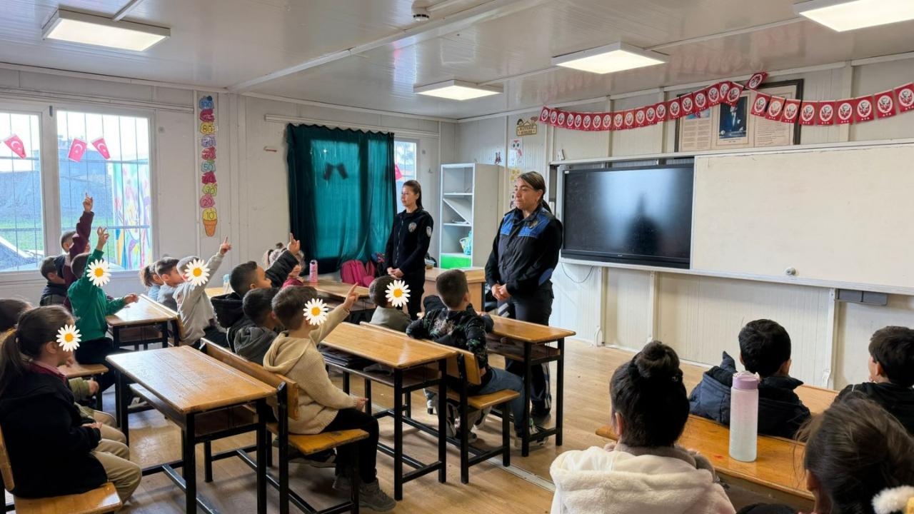 Hatay Emniyetinden Minik Yüreklere Güven Dolu Dokunuş