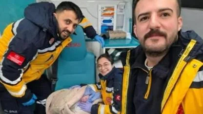HATAY’DA AMBULANSTA MUCİZE DOĞUM