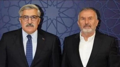 Hataylılar, Kendisine Hizmet Edeni Omuzlarında Taşır