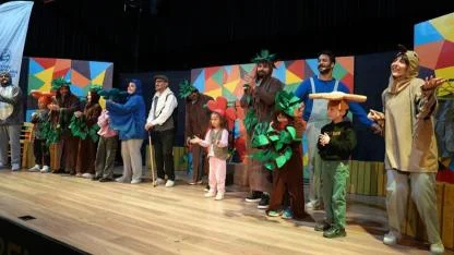 HBB Tiyatrosu Erdemli Kültür Merkezi’nde Sahne Aldı