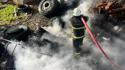 Hurdalık Yangını Paniğe Neden Oldu