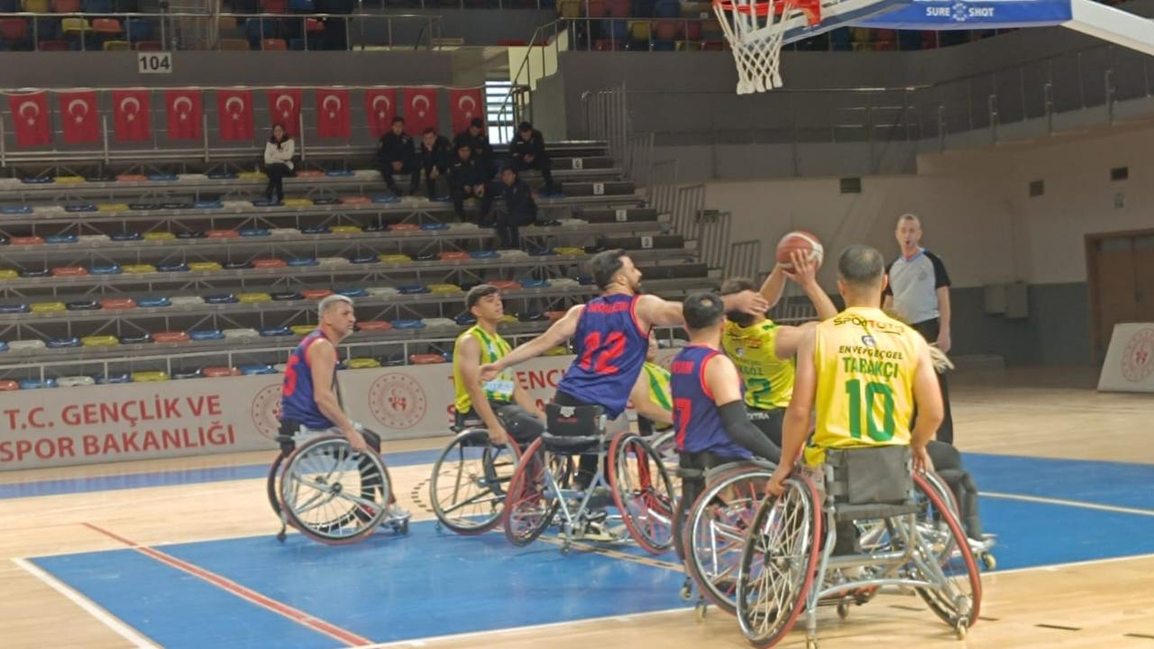 İSKENDERUN ENGELSİZ DEPLASMANDA GALİP