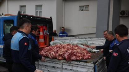 Kamyonette 500 kilogram bozuk et ele geçirildi