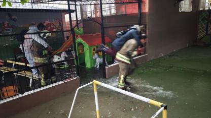 Mahsur Kalan Vatandaşlar Kurtarıldı