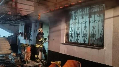Müstakil Evdeki Yangın Korkuttu