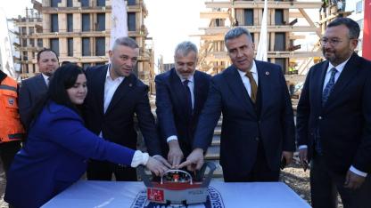 Öntürk, Verdiği Vaatlerini Hayata Geçirmeye Devam Ediyor