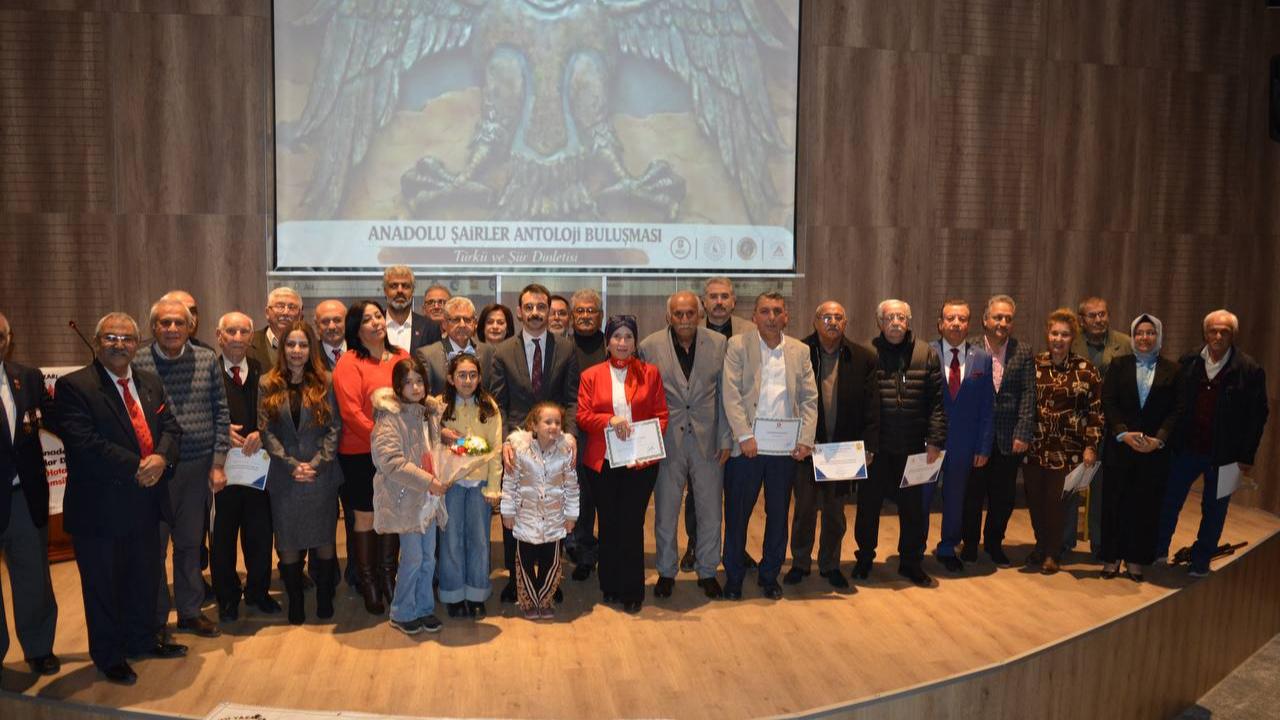 Ozan Ve Şairler Buluştu