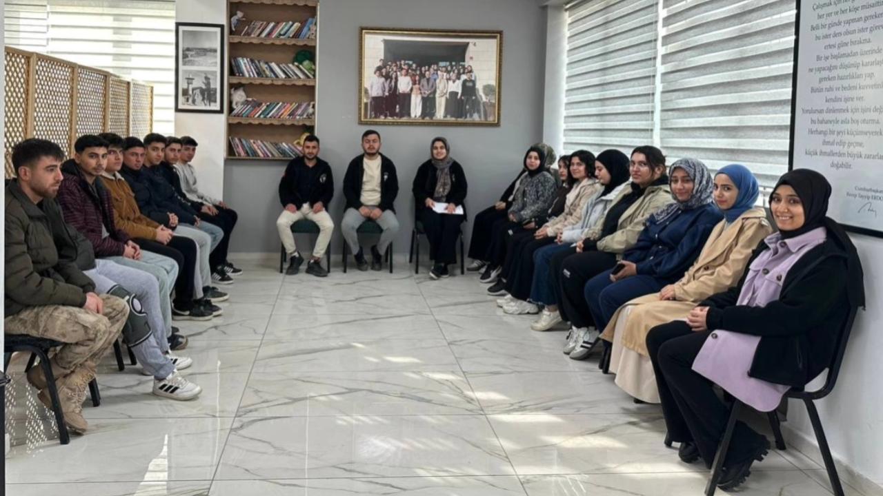 Samimi Sohbet, Ortak Akıl