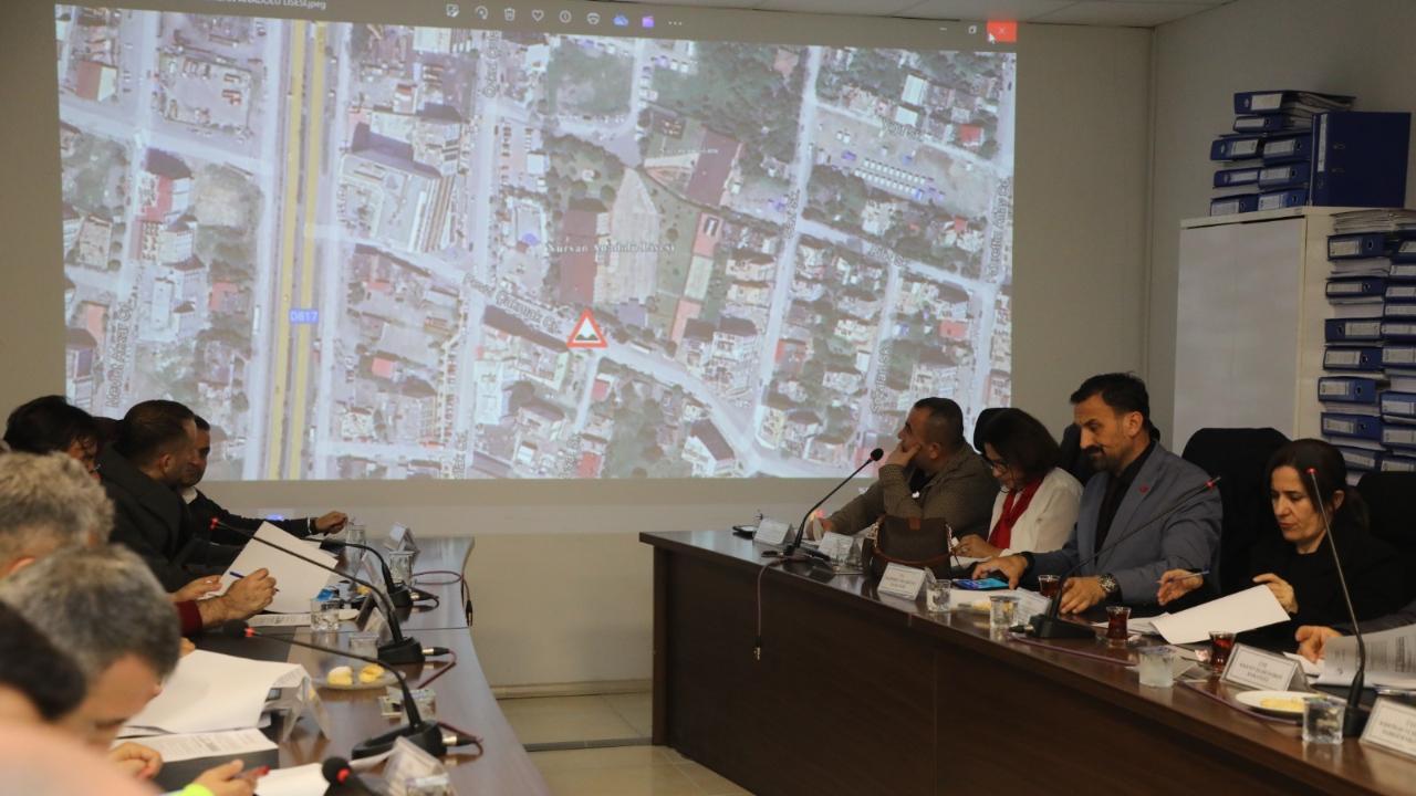 Şükrü Güçlü ve Bekir Karabacak Köprüsü Kapatıldı