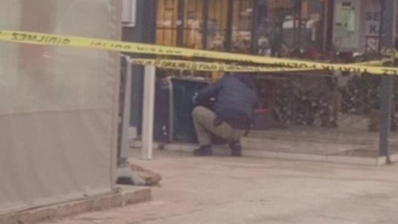 Şüpheli Çantadan Elbise Çıktı