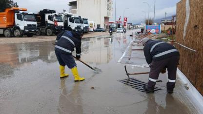 Tüm Ekipleriyle Sahada Teyakkuz Halinde