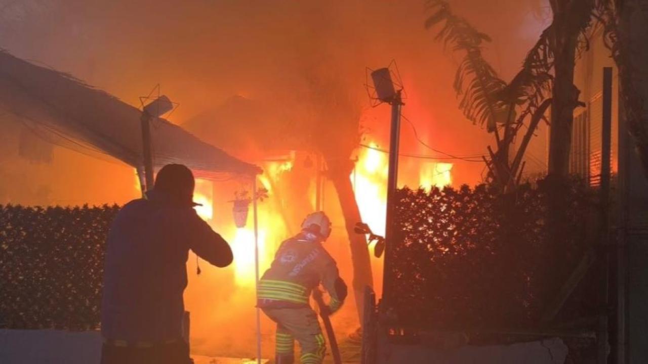 Yanan Konteyner Kullanılmaz Hale Geldi