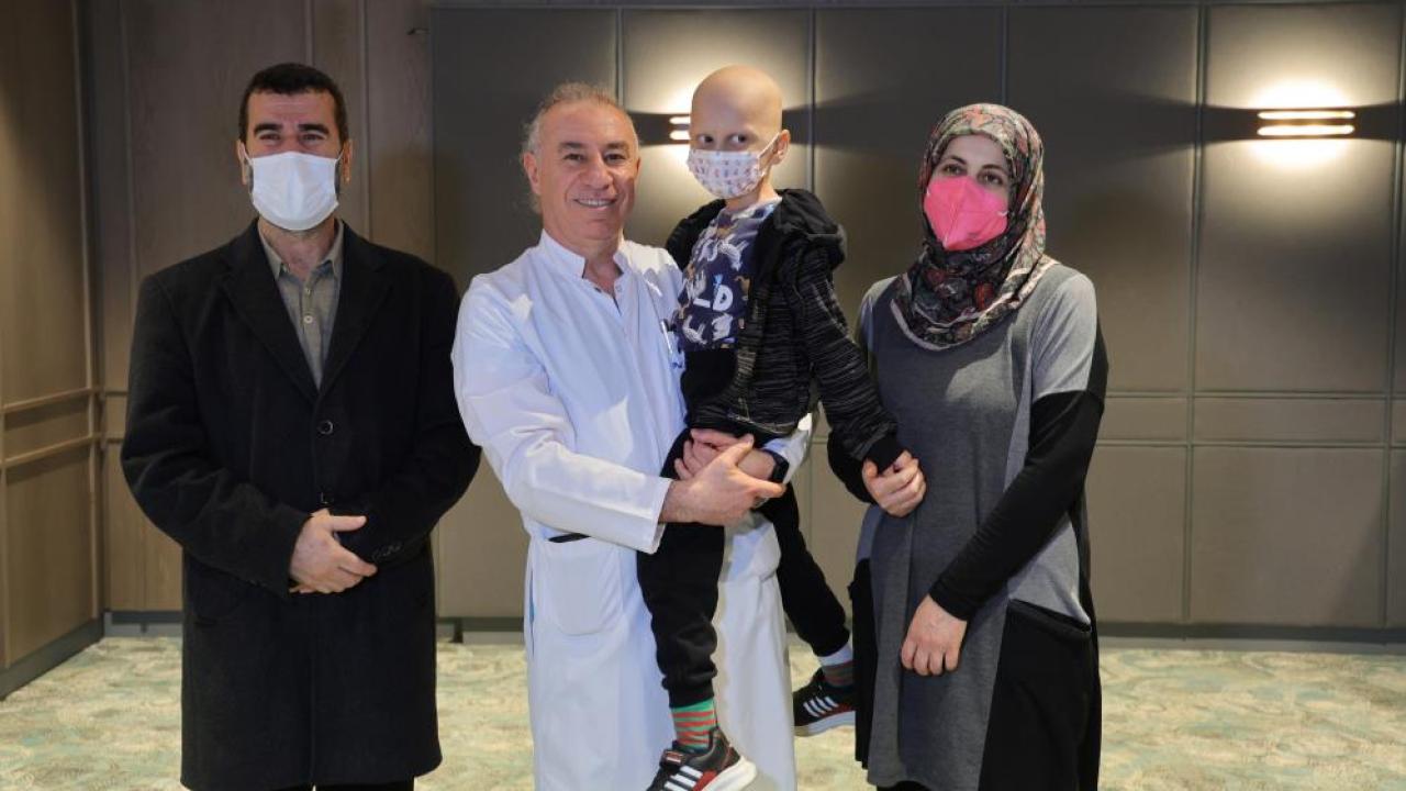 Babasından Aldığı İlikle Hayata Tutundu