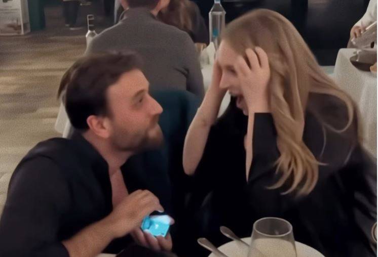 Hayal Köseoğlu evleniyor! Doğum gününde Nezir Çınarlı’dan romantik teklif